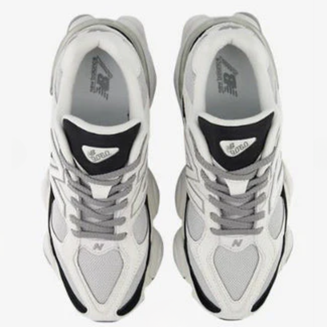 9060 Reflection Black Oreo