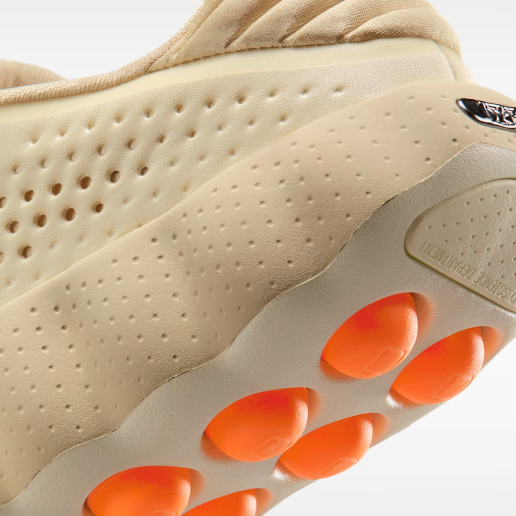 Nike Mind 002 - Light Khaki
