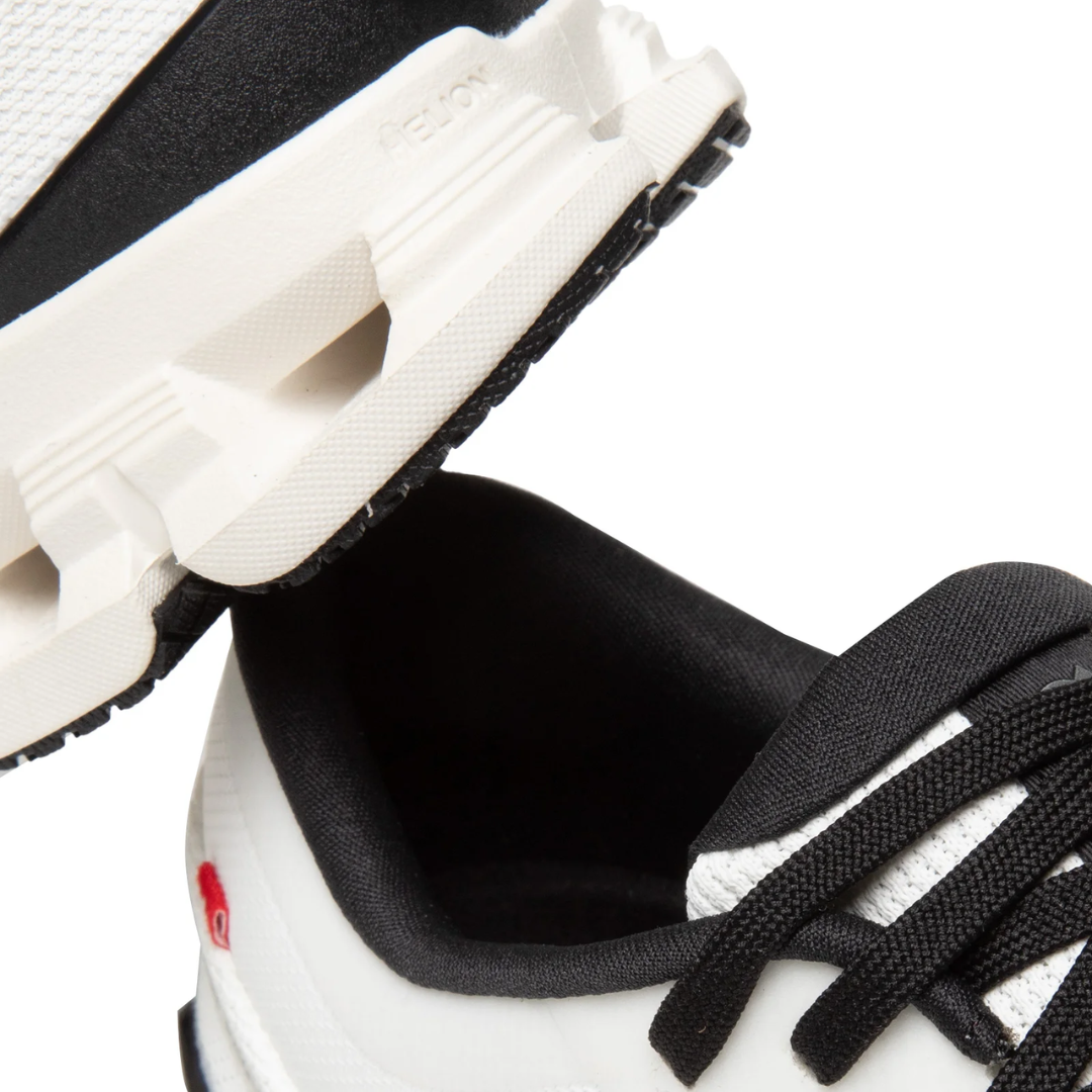 Cloud X 4 sneakers White