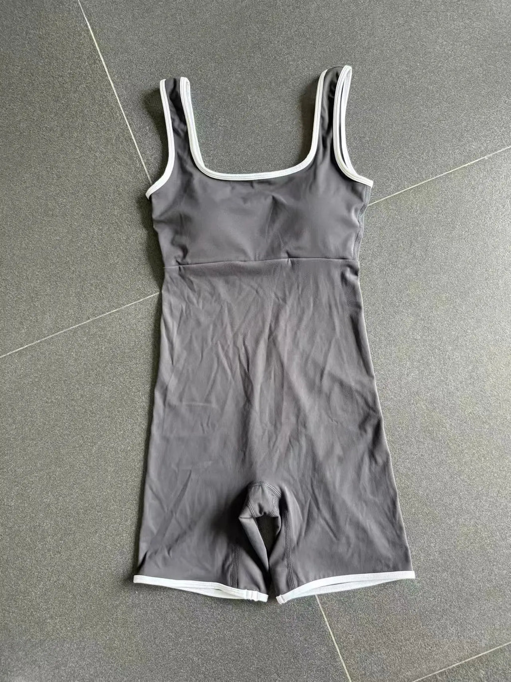 Women Color Blocked Yoga Jumpsuit Sleeveless Romper Elastic Quick Drying Fitness Workout Sportswear One-Piece Short Yoga Clothes